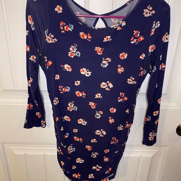 Motherhood Maternity Floral Long Sleeve - Picture 6 of 6
